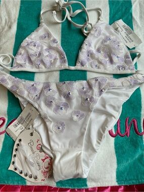 NWT beach bunny bikini Best of my love L top; XL bottoms Read Description